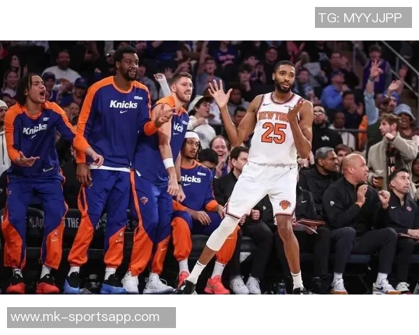 布里奇斯表现低迷12投仅4中三分球失准仅得9分正负值惨淡15