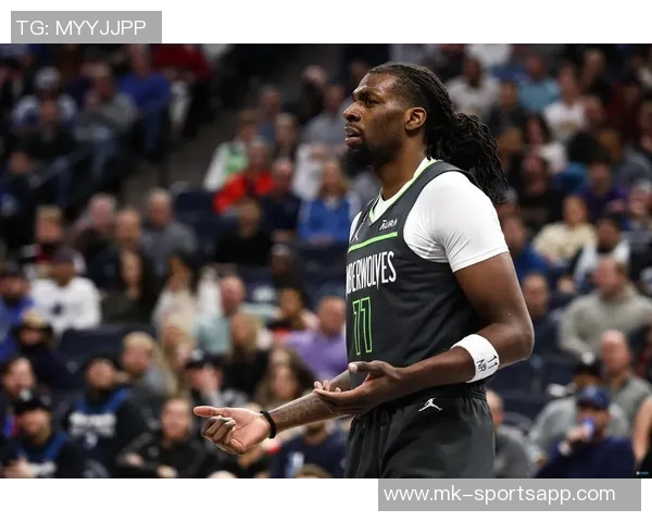 纳兹里德的心路历程从完美主义者到接受自我的转变