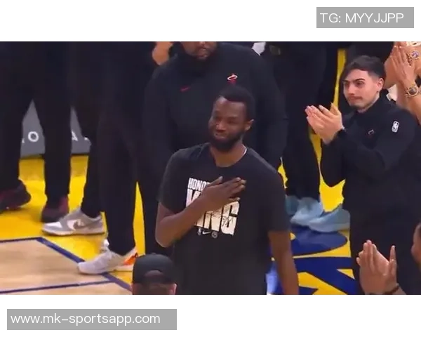 维金斯28分钟内遭遇6犯毕业表现低迷仅得12分三分球命中率不佳