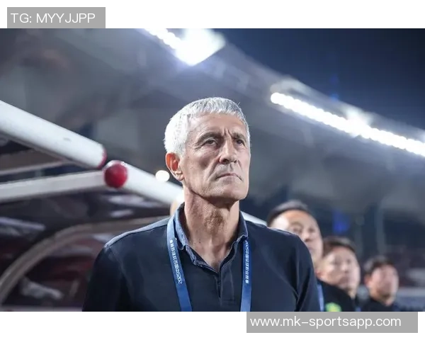 国安主帅塞蒂恩下课引发热议俱乐部态度引人关注