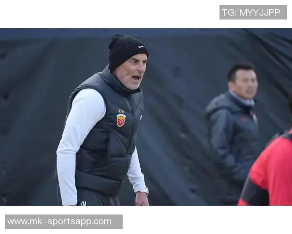 英媒报道海港主帅穆斯卡特告吹流浪者重新与丹尼罗尔谈判